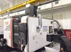 Mazak 五軸加工機